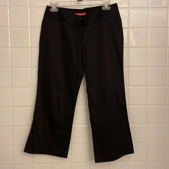 NWT Guess Jeans capri size 26, color black. 2 front pockets and 1 back pocket - Picture 11 of 17